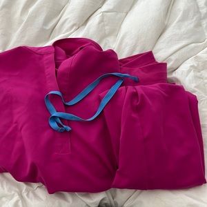 NWOT Figs Jogger and Oversized Top Set